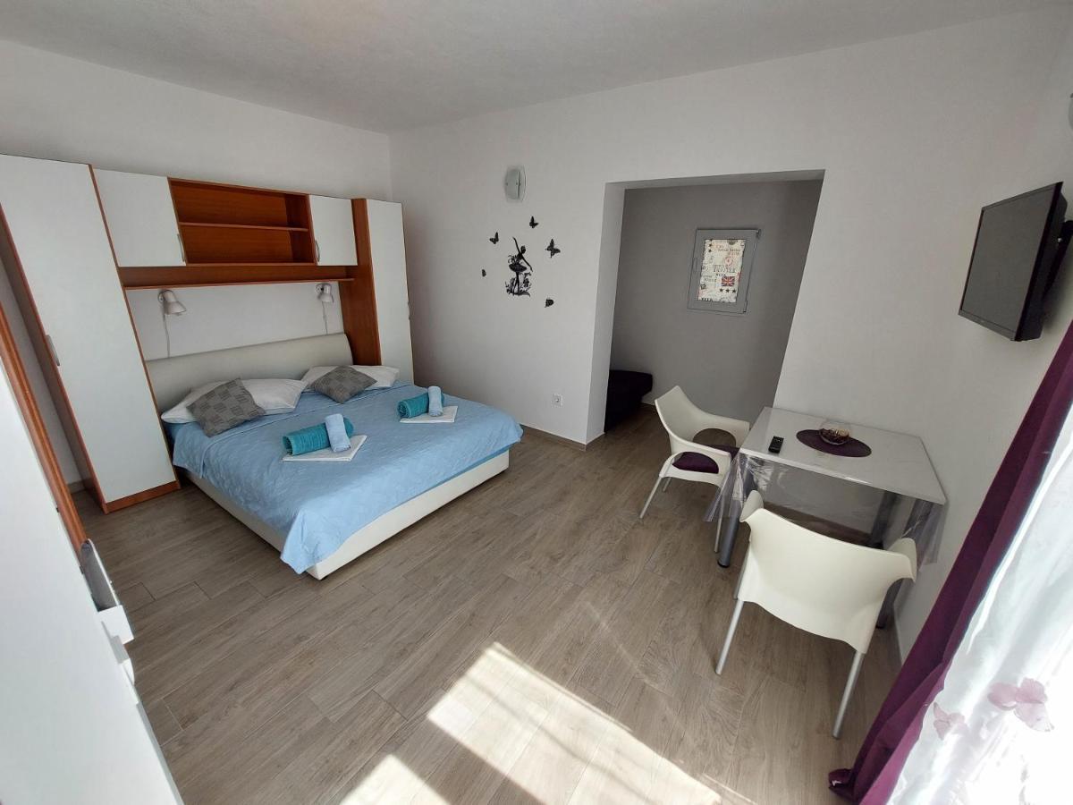 Apartments Matic Baska Voda Bagian luar foto