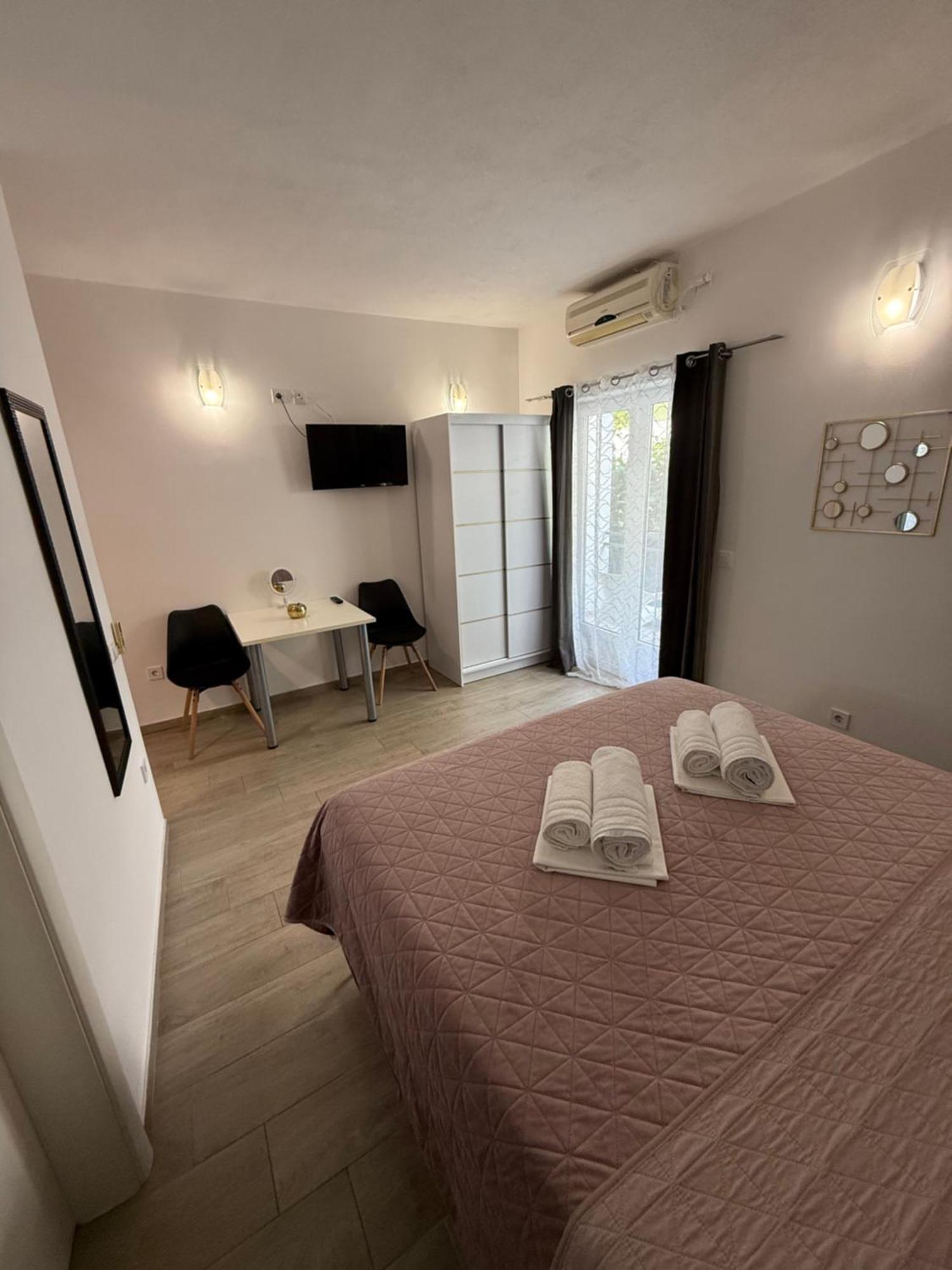 Apartments Matic Baska Voda Ruang foto